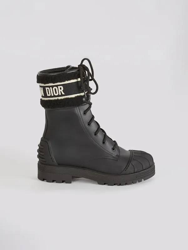 картинка Ботинки DIOR магазин PodiumRed являющийся официальным дистрибьютором в России