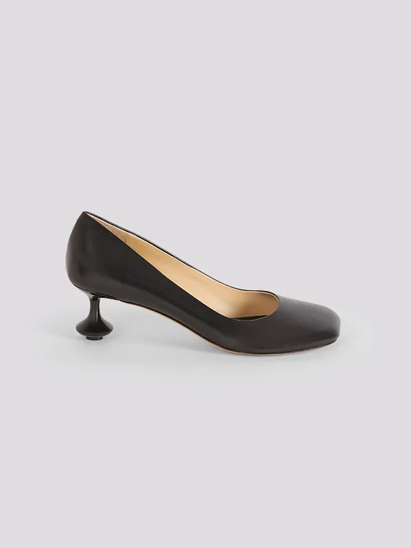 картинка Туфли LOEWE магазин PodiumRed являющийся официальным дистрибьютором в России