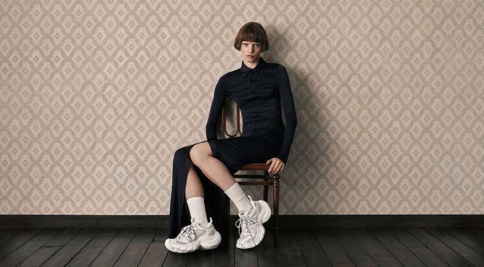 BALENCIAGA
