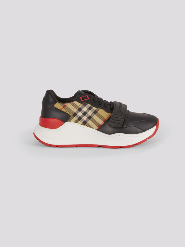 картинка Кроссовки BURBERRY магазин PodiumRed являющийся официальным дистрибьютором в России